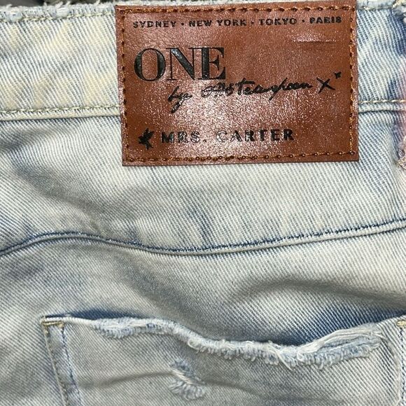 One Teaspoon Distressed Blue Denim Skirt(Size 26) - Picture 6 of 10